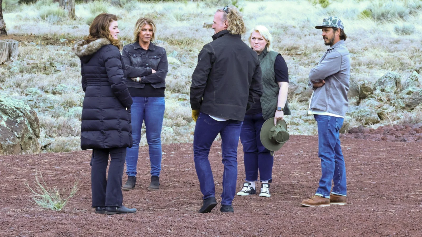 Robyn, Meri, Kody, and Janelle Brown stand with realtor Justin at Coyote Pass.