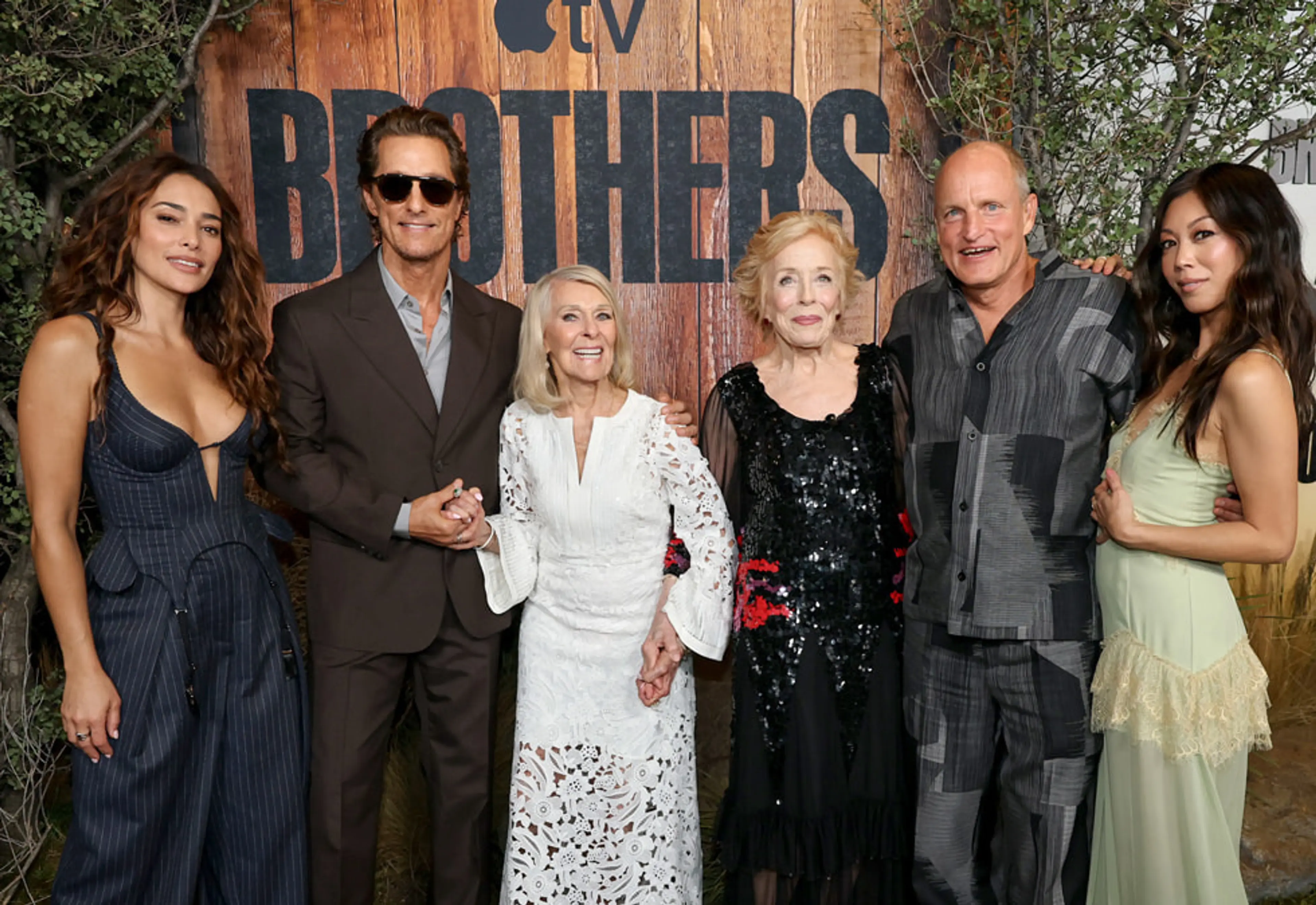 Natalie Martinez, Matthew McConaughey, Kay McConaughey, Holland Taylor, Woody Harrelson and Brittany Ishibashi at the Brothers premiere.