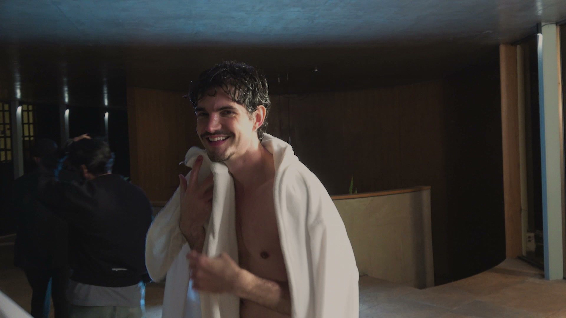 Jão stands in a dressing room in Netflix’s teaser.