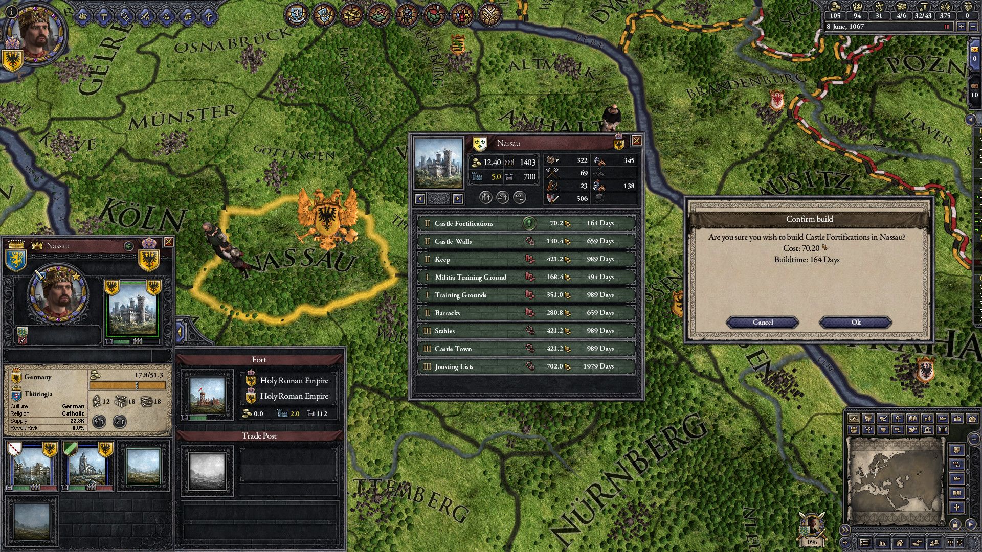 Holding construction options and a castle-fortification confirmation appear over the map.