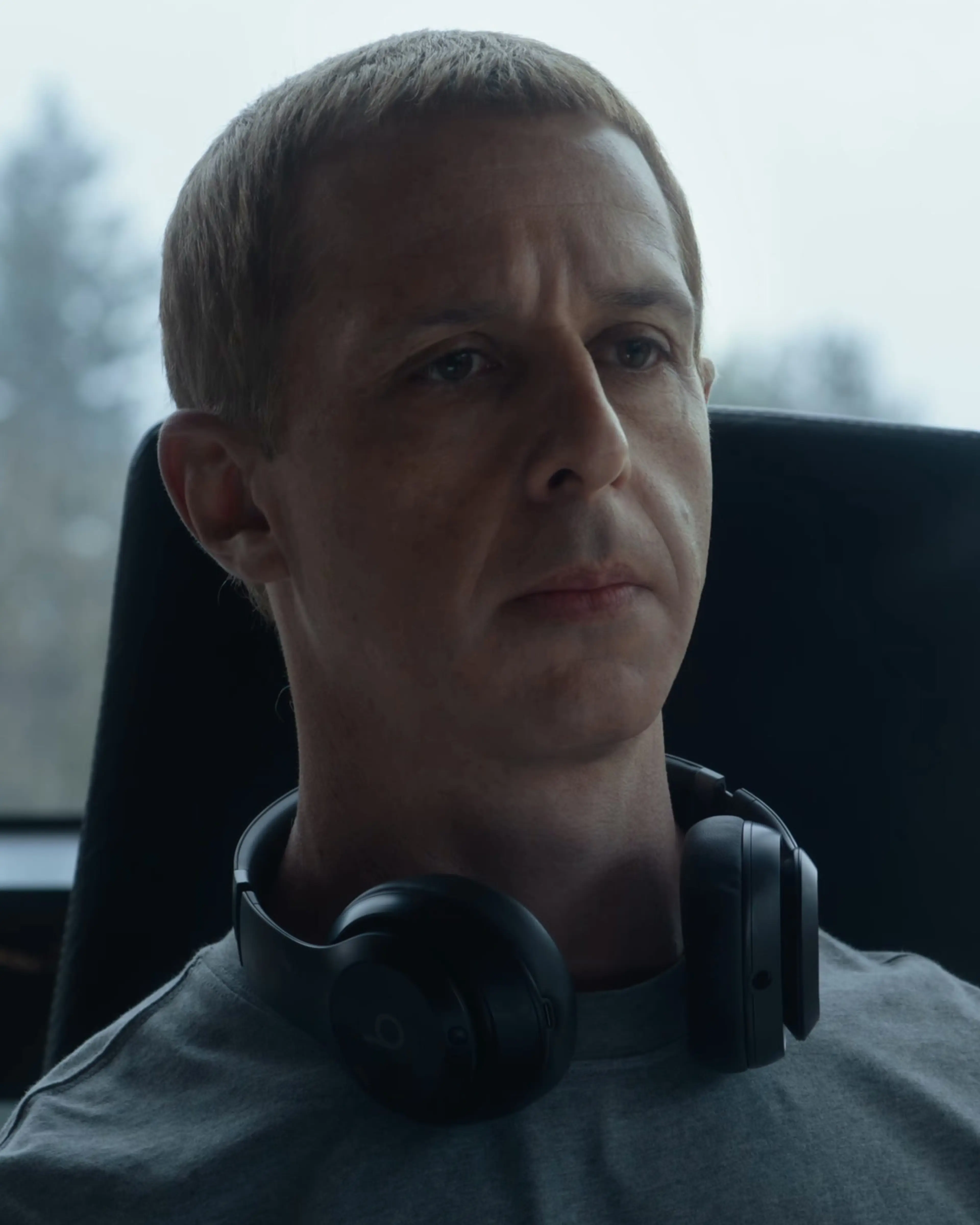 Jeremy Strong as Mark Zuckerberg in The Social Reckoning.