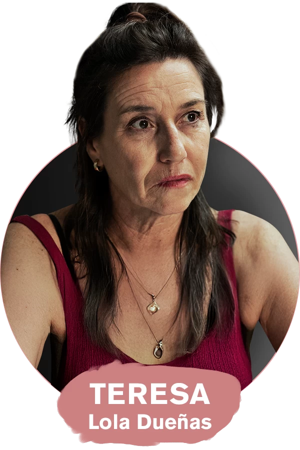 Lola Dueñas as Teresa in La Bola Negra.