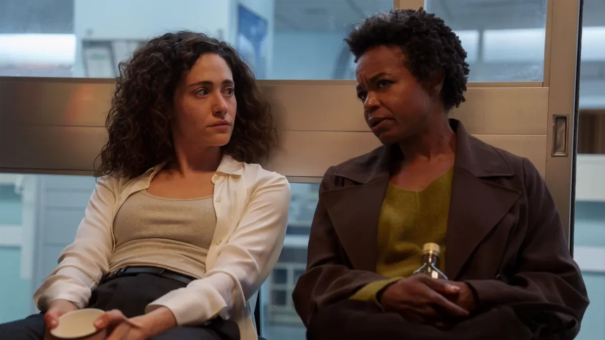 Alice Black talks with veteran FBI agent Nora in an official Furious still.