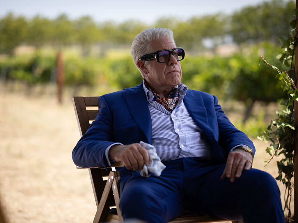 Ron Perlman as Sean Senior in Kill Jackie.