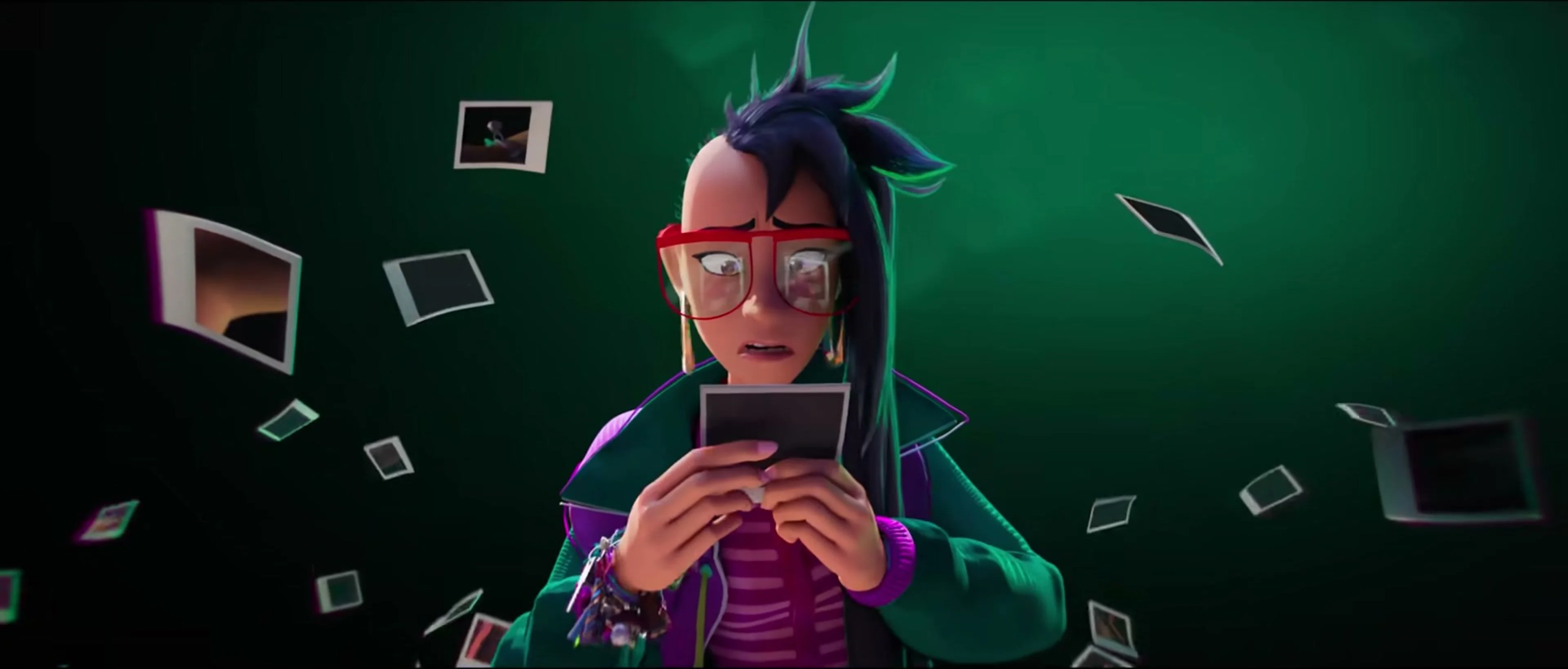 A phone displays memories of Jo and Raissa together.