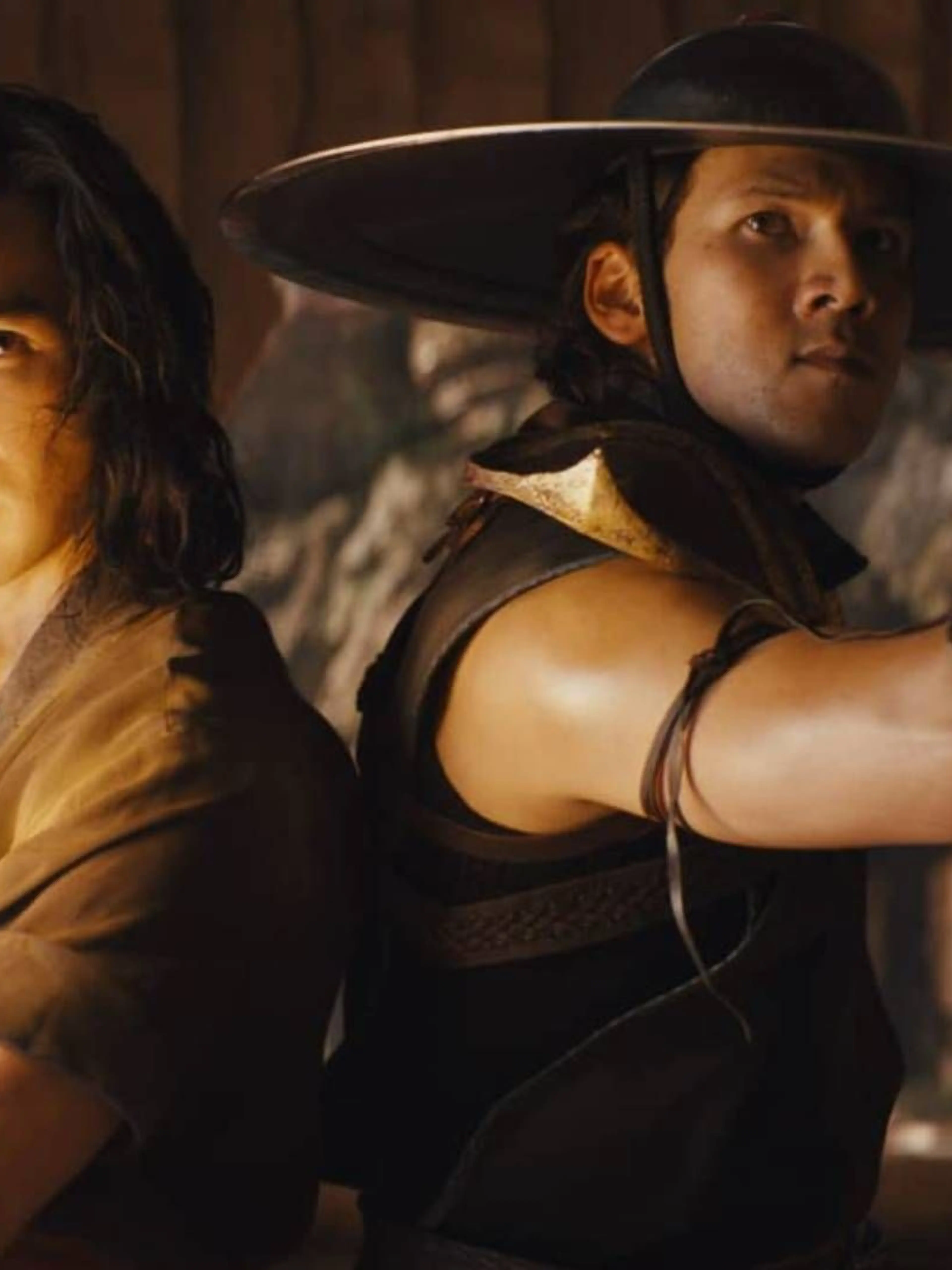 Liu Kang and Kung Lao in Mortal Kombat II.