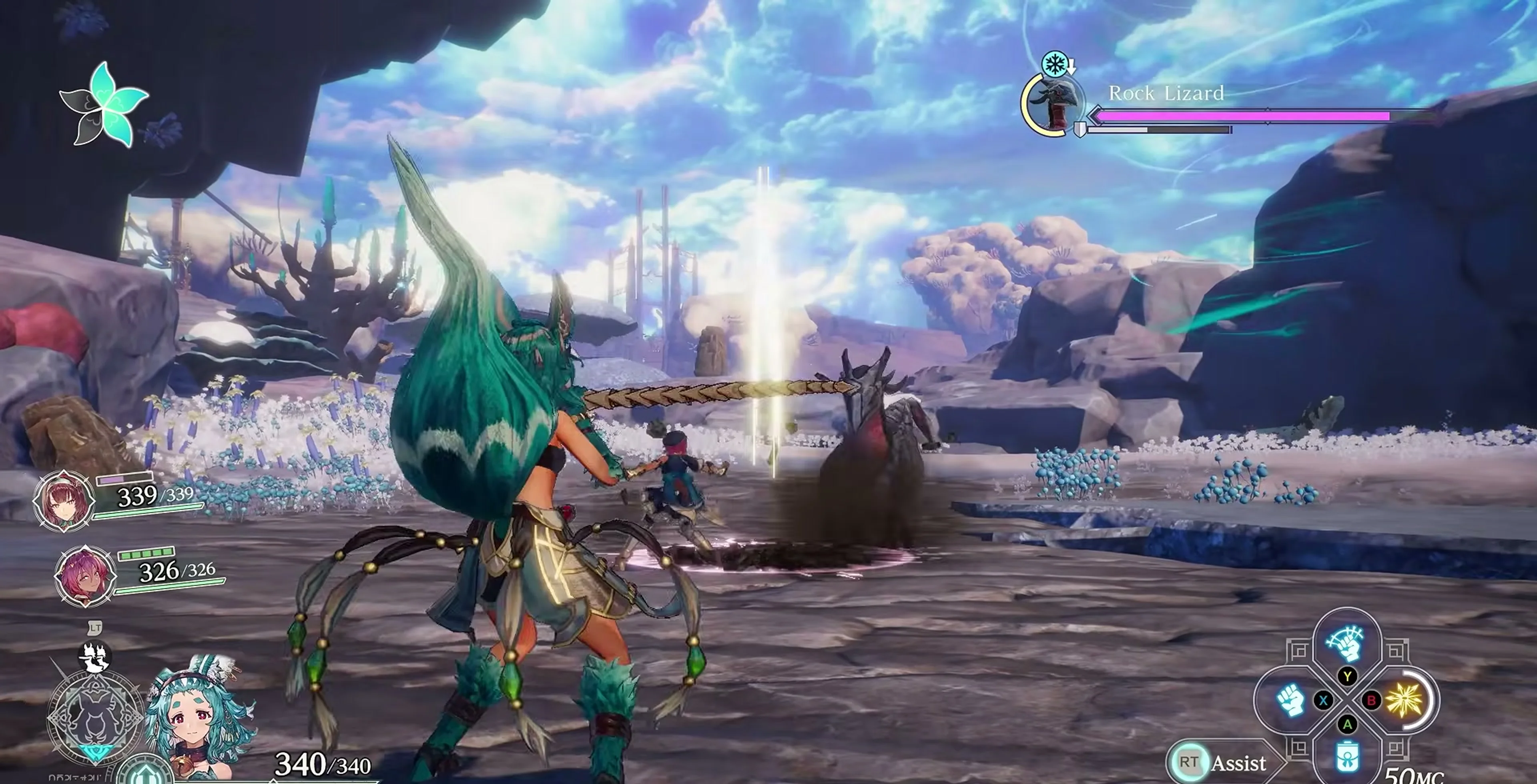 Lenja faces a large enemy during an Atelier Karia battle.