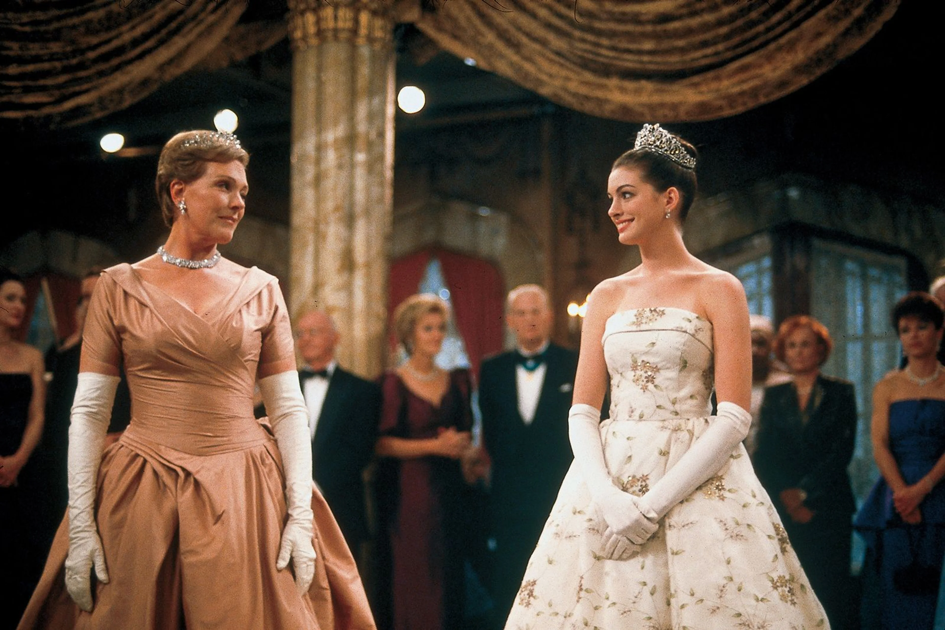 Queen Clarisse and Mia dressed for a royal event in The Princess Diaries.