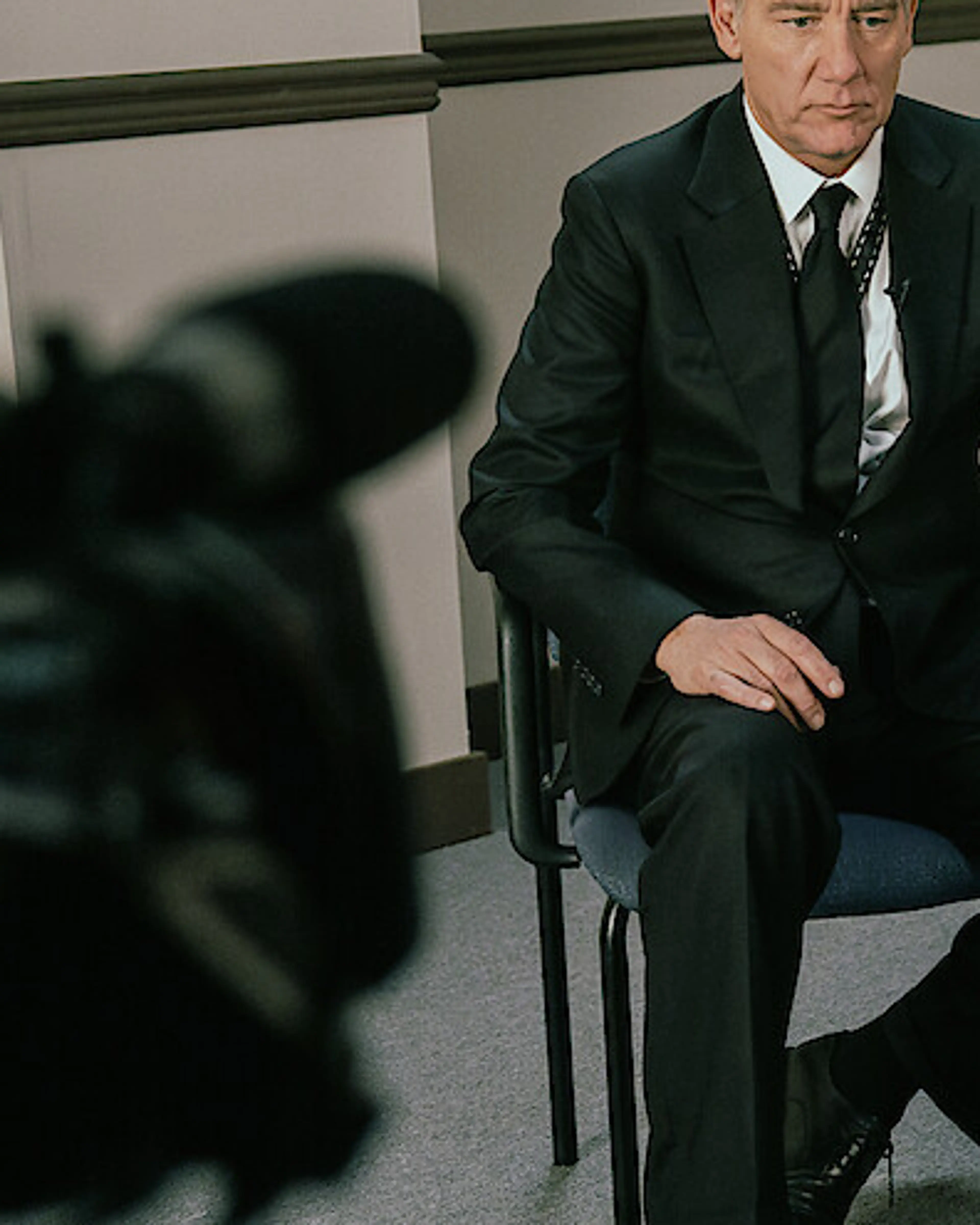 Clive Owen as John Ramsey in The Murder of JonBenét Ramsey.