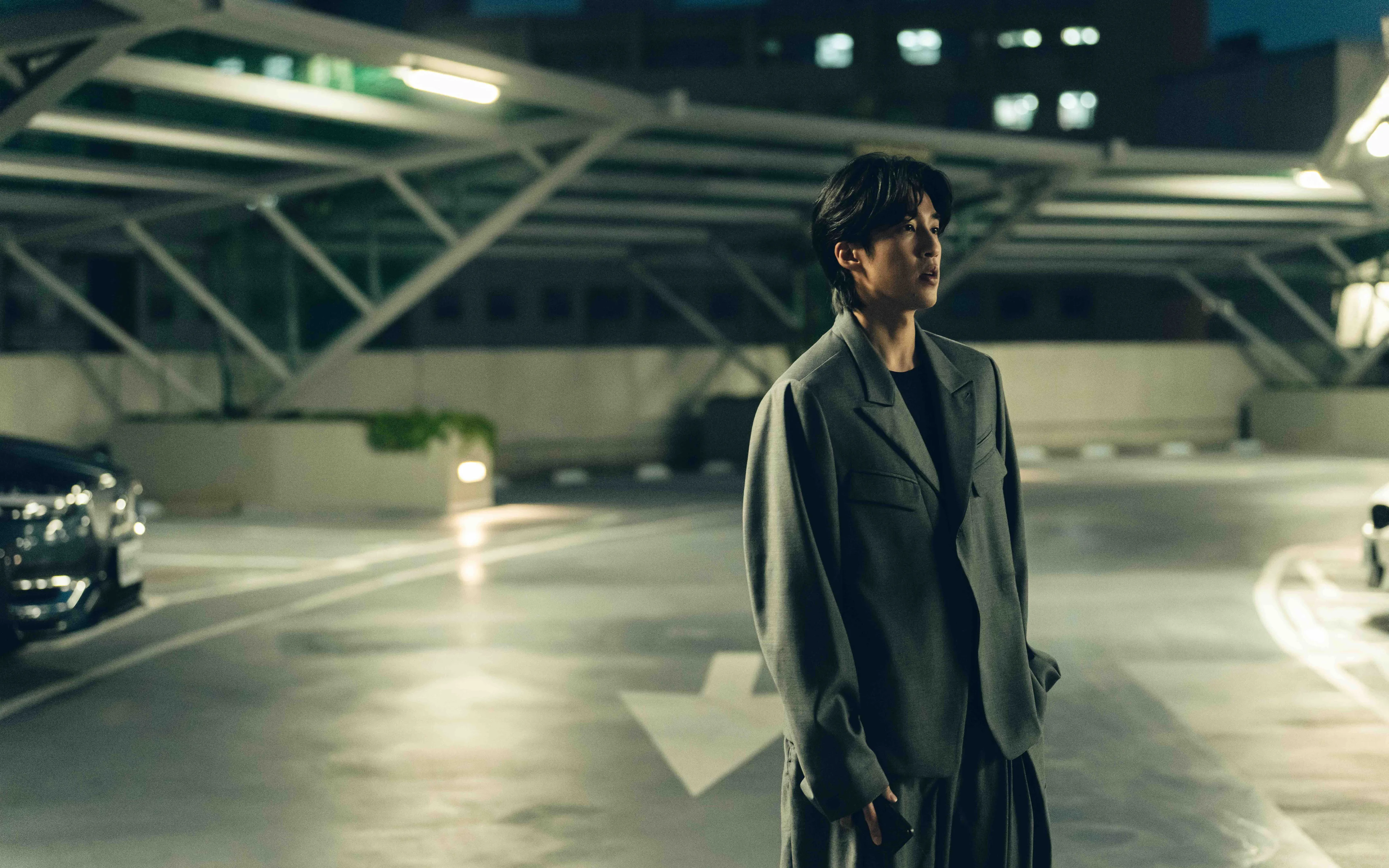 Shou Lou as Louis Hsueh in Netflix series The Fixers.