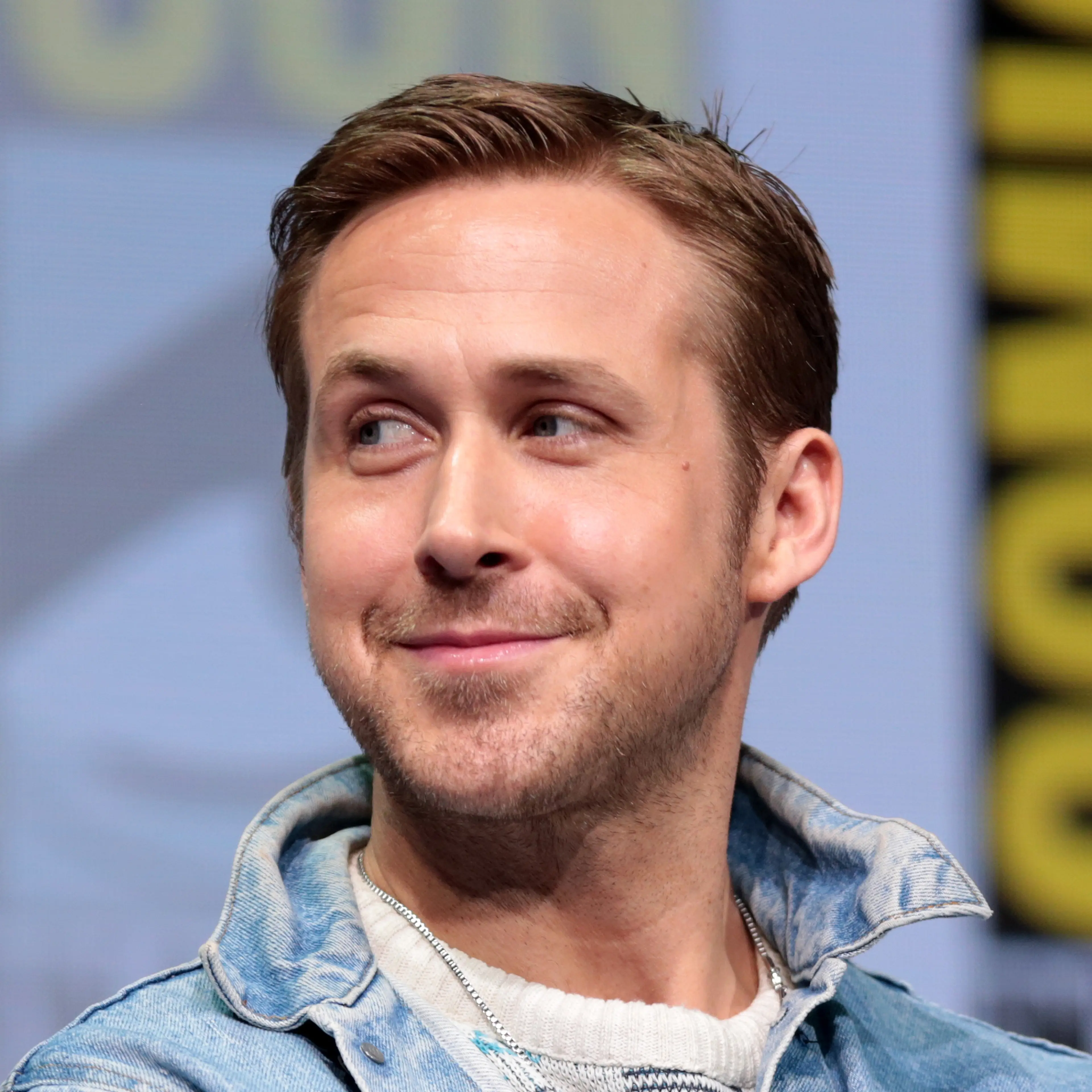 Ryan Gosling in a denim jacket at San Diego Comic-Con in July 2017.