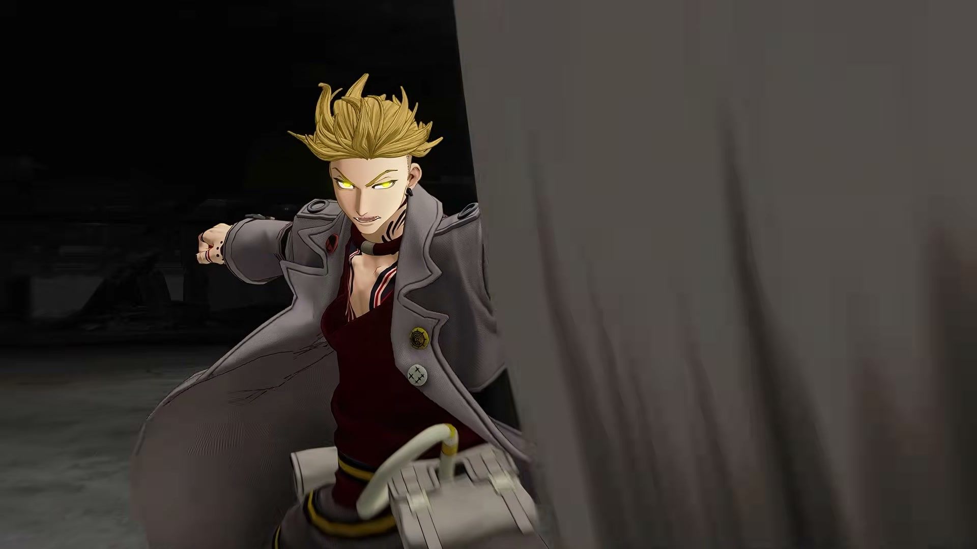 A blond fighter charges toward the camera in the game trailer.