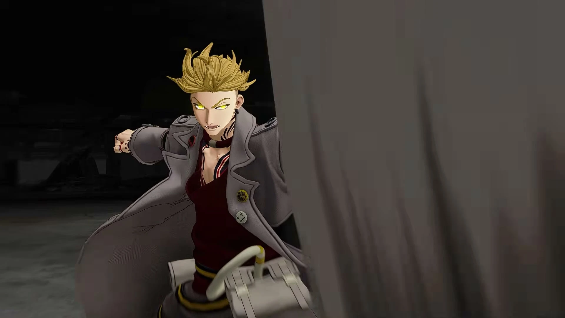 A blond fighter charges toward the camera in the game trailer.