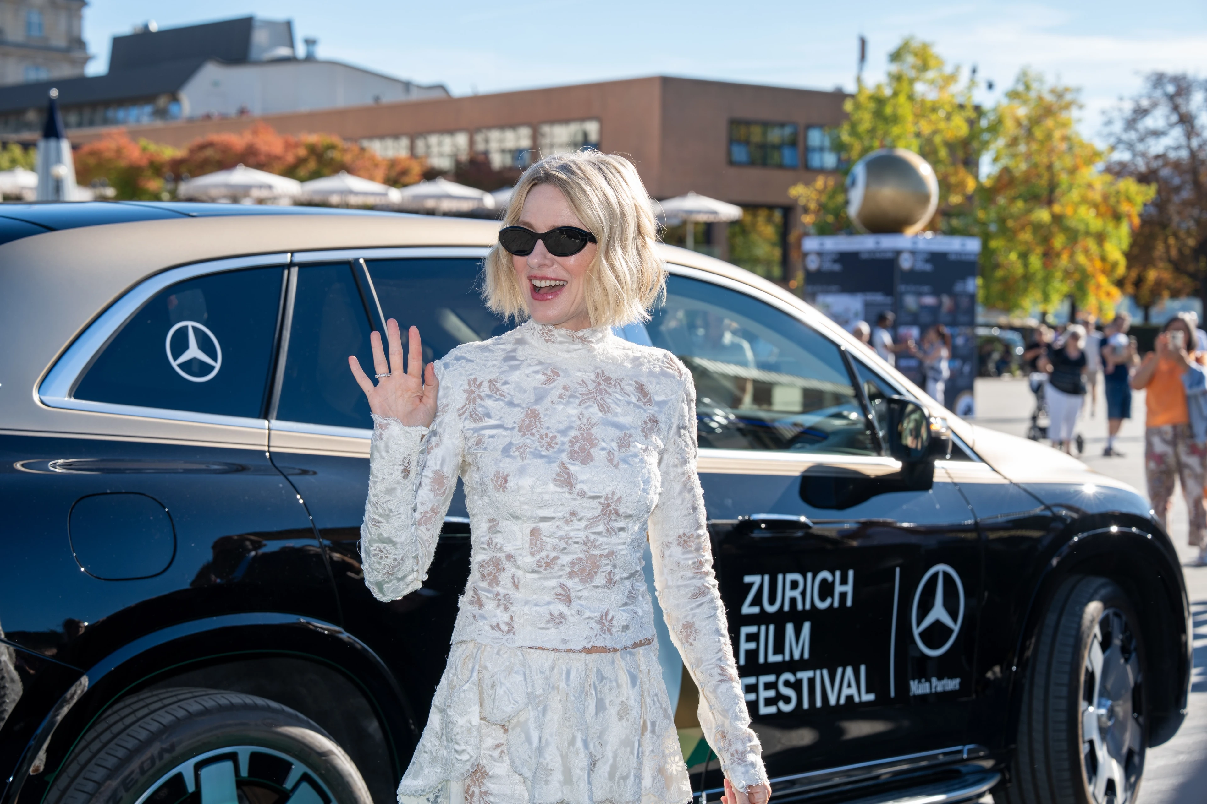 Naomi Watts poses at the Zurich Film Festival.