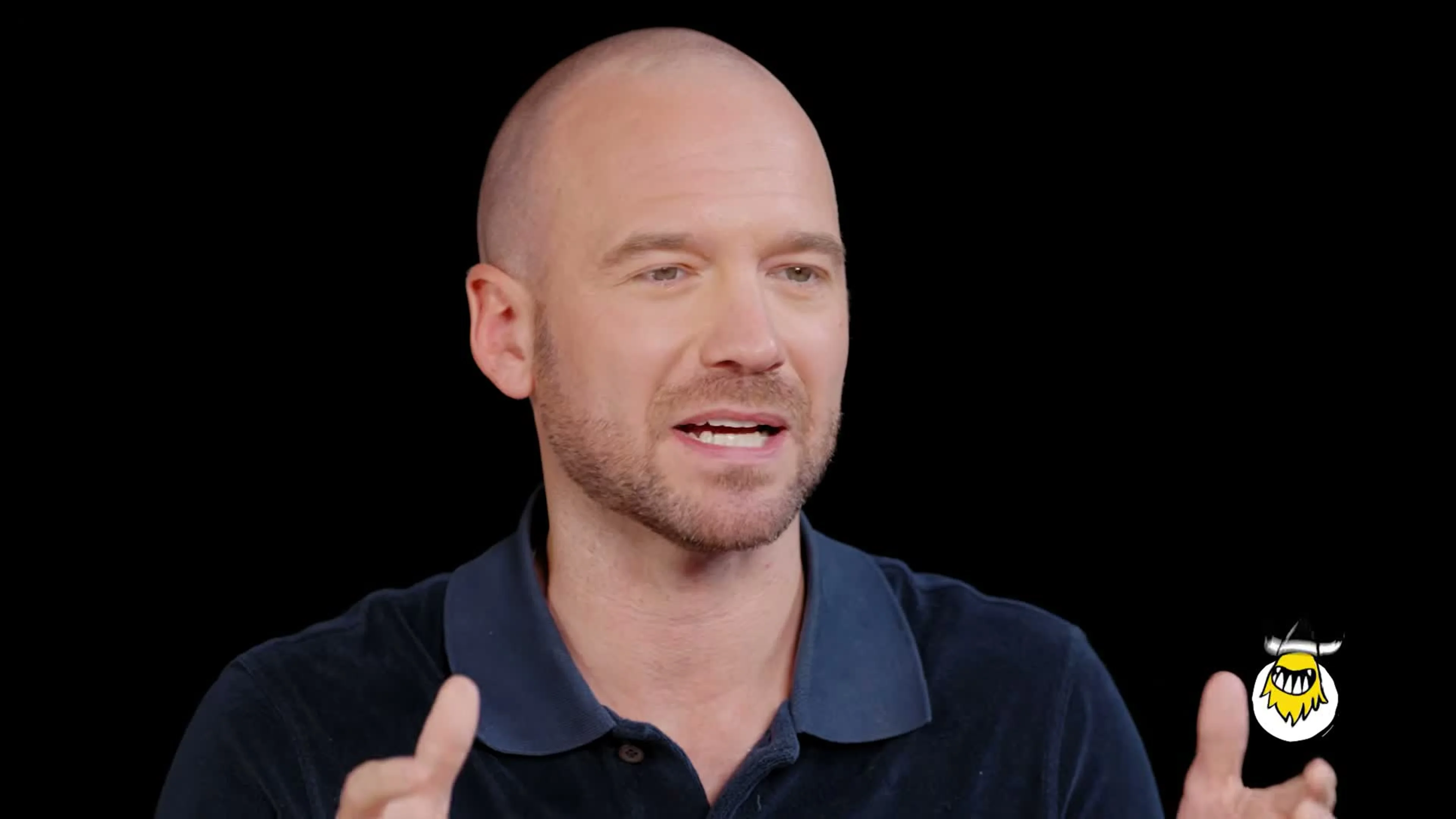 Sean Evans asks Mikey Madison about playing a character with technical expertise on Hot Ones.