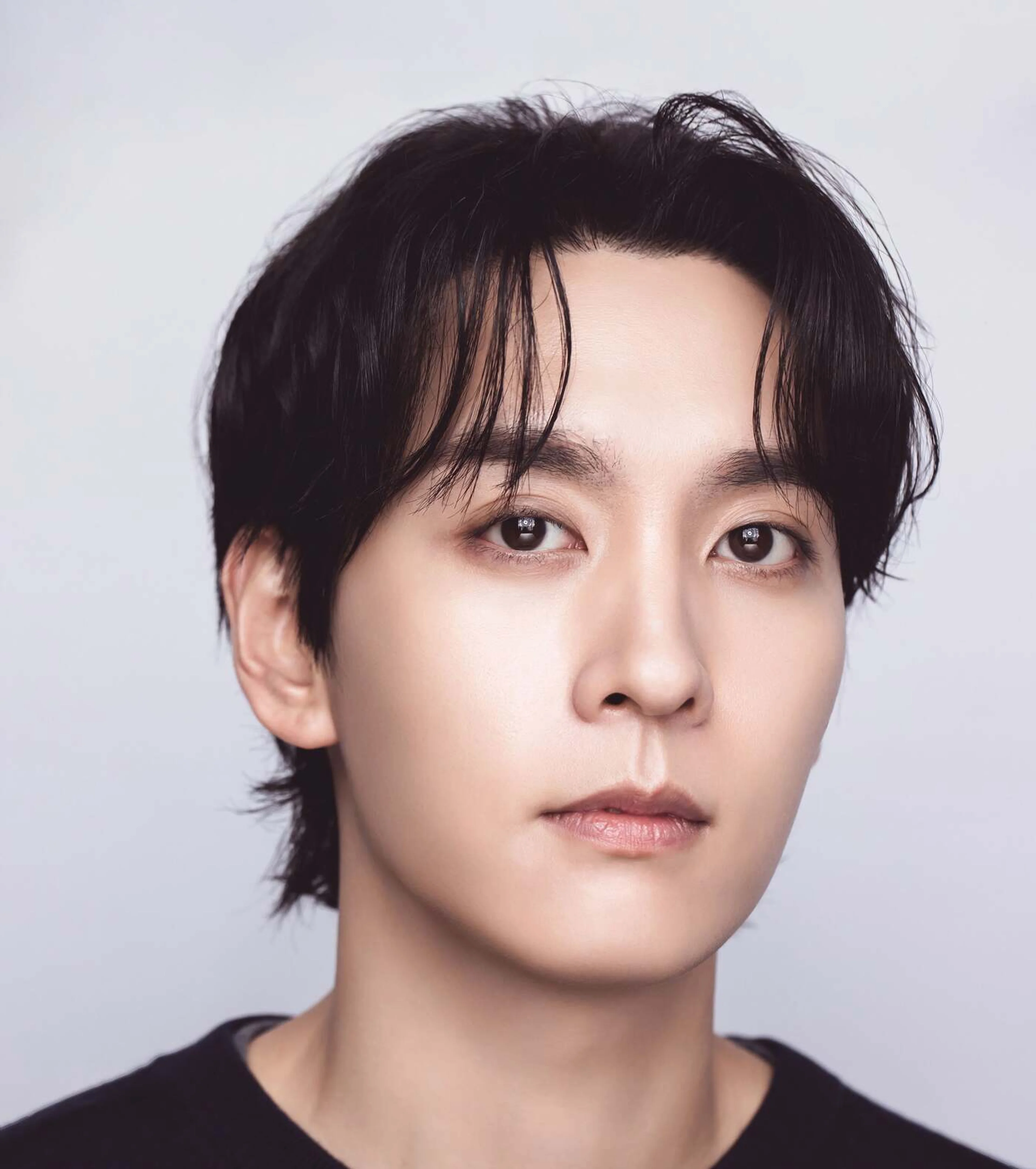 Choi Tae-joon in a black shirt in a separate official Blitzway Entertainment portrait.