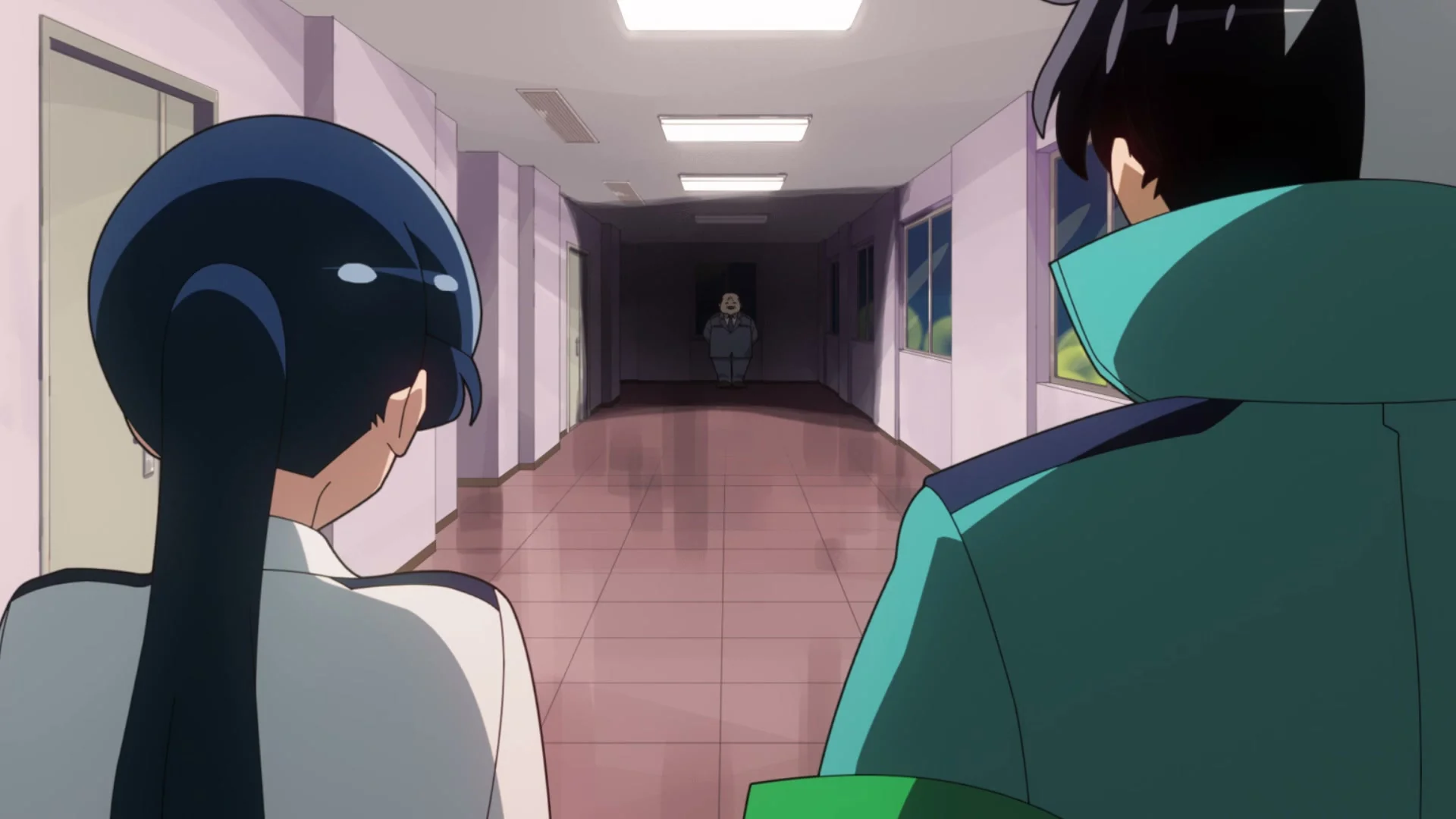 Nao Ippongi and Meguru Chojo face a suspect in a hallway.