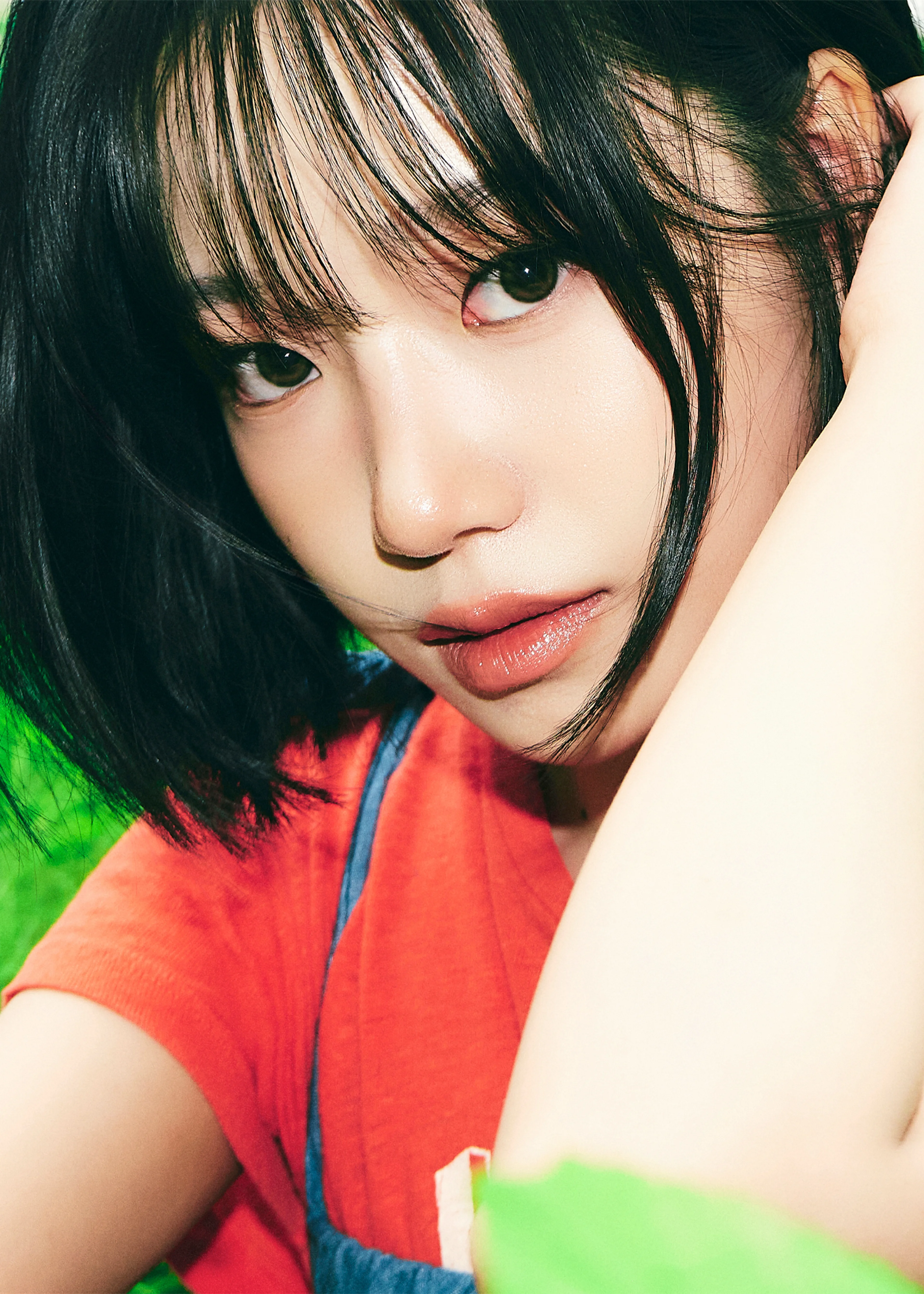 Jo Yu-ri in a sharp, close-up agency portrait.