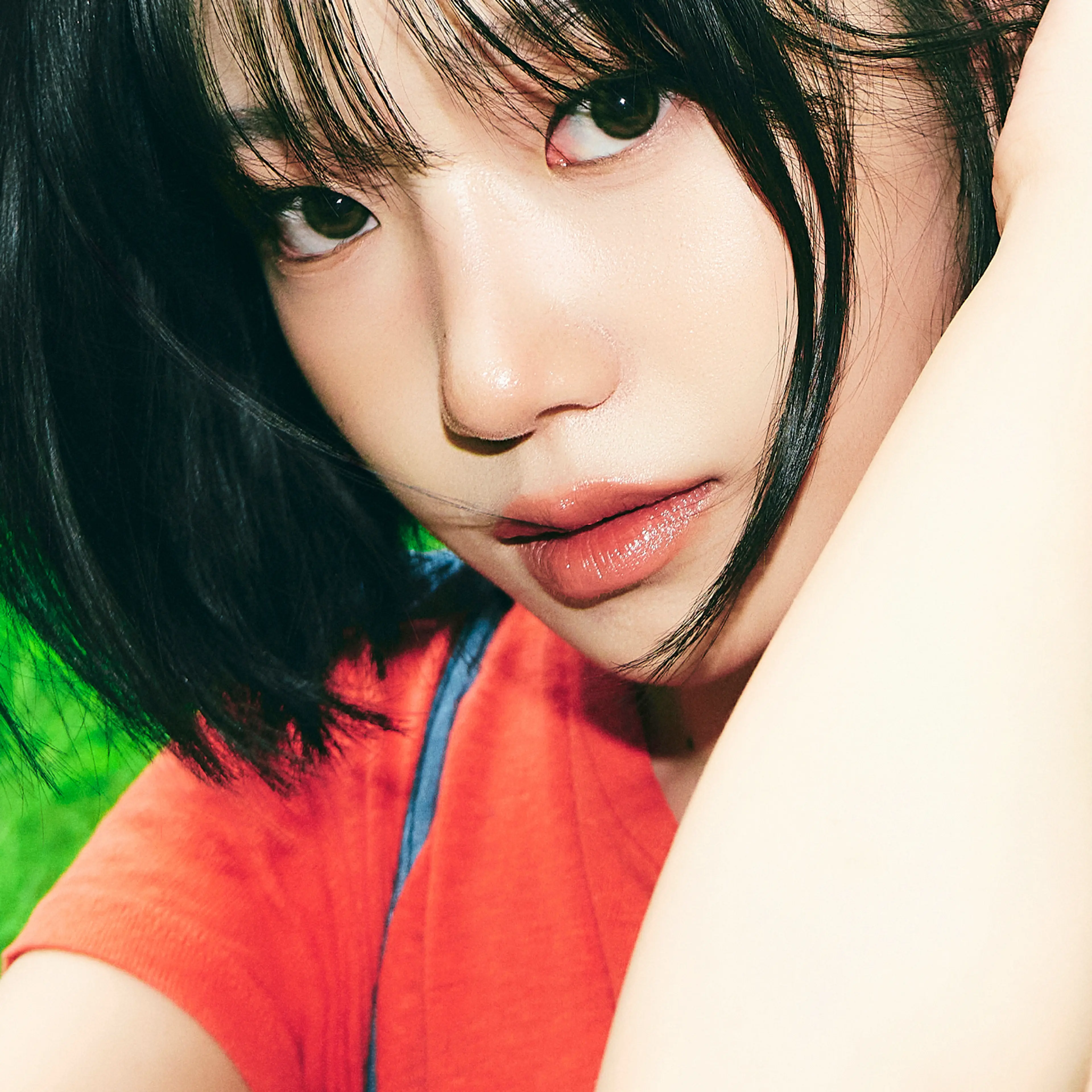 Jo Yu-ri in a sharp, close-up agency portrait.