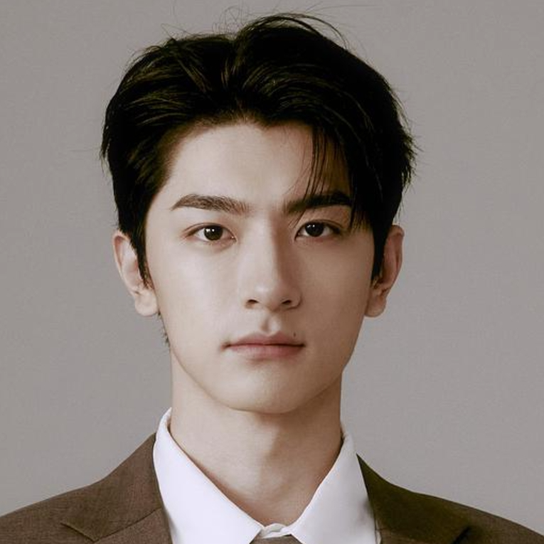 Lin Yi in his WeTV actor portrait.