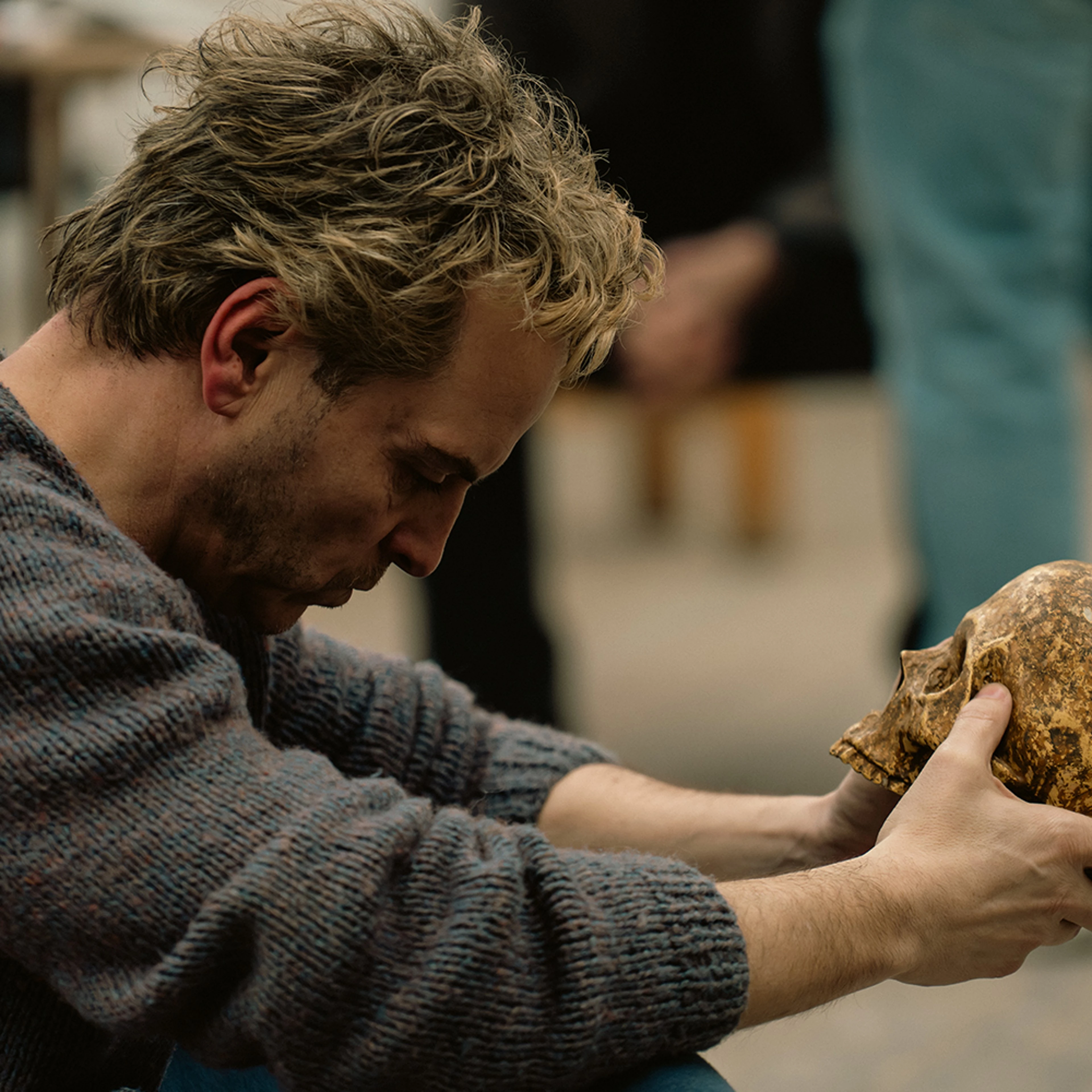 Official Elsinore key art shows Andrew Scott as Ian Charleson holding a skull.