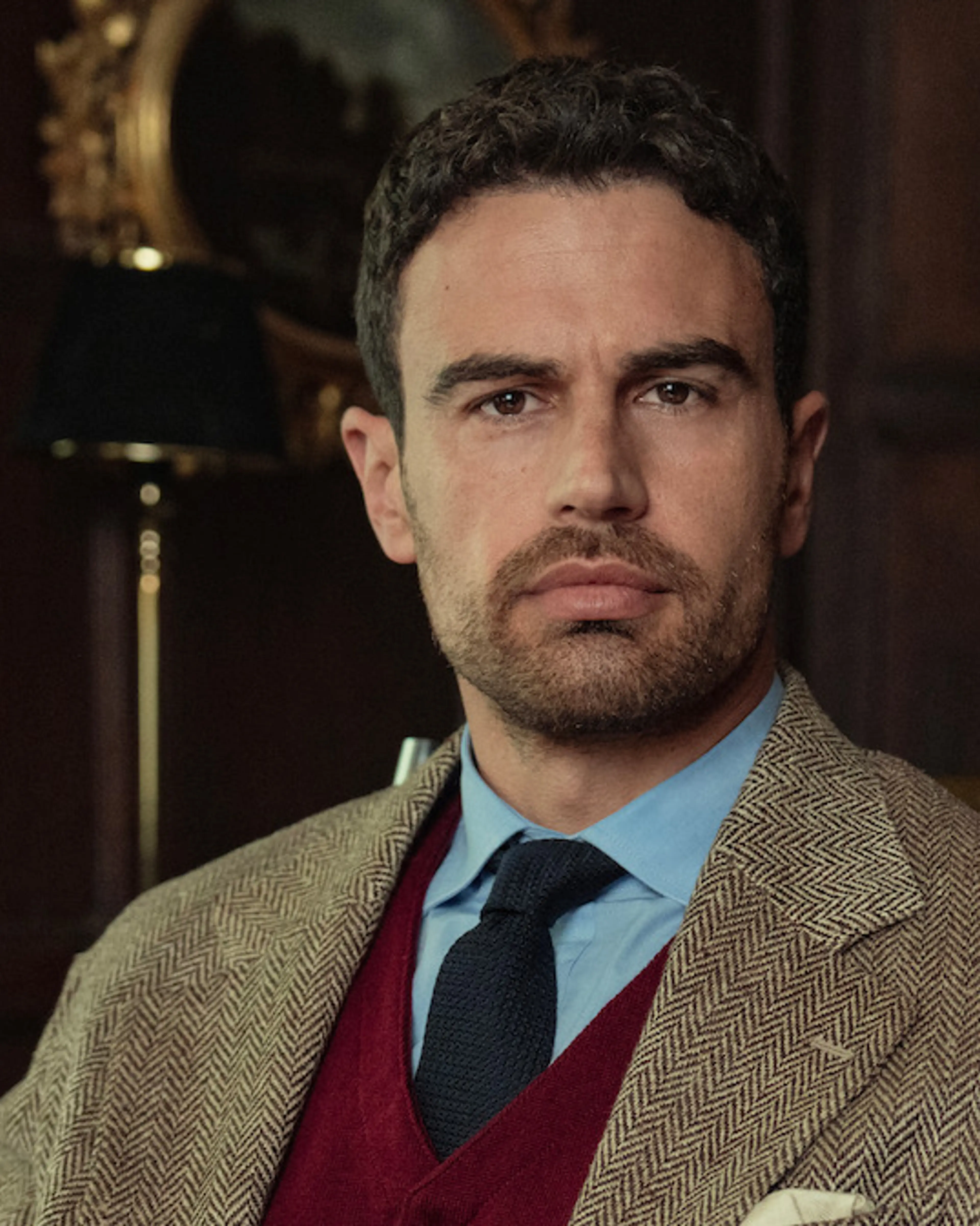 Theo James as Eddie Horniman in The Gentlemen.