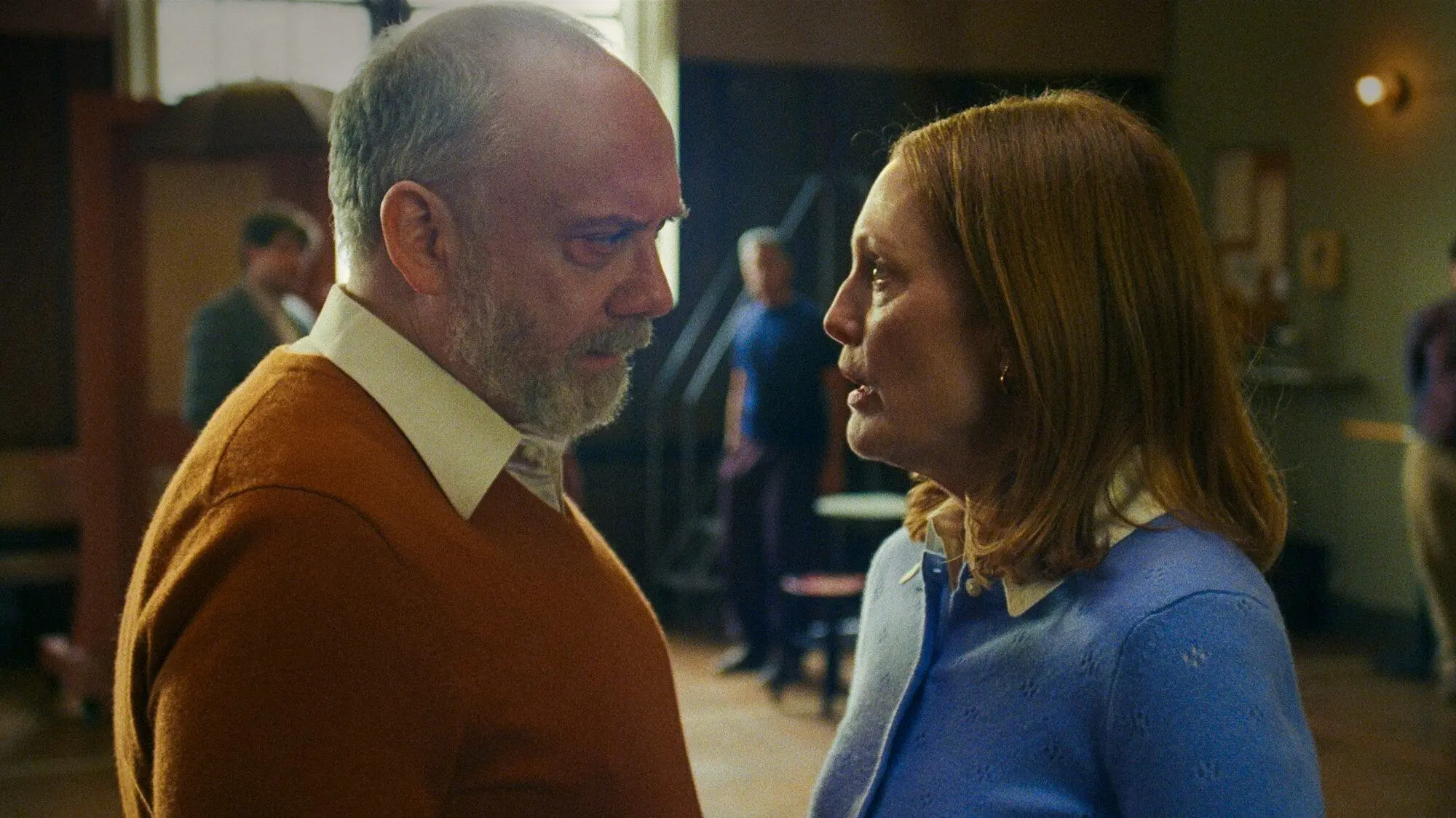 Paul Giamatti as Jerry faces Julianne Moore as Mona during a rehearsal in The Debut.