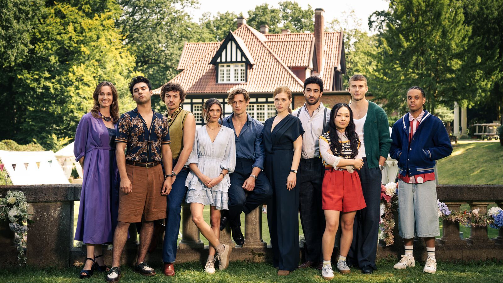 Maxton Hall: The World Between Us