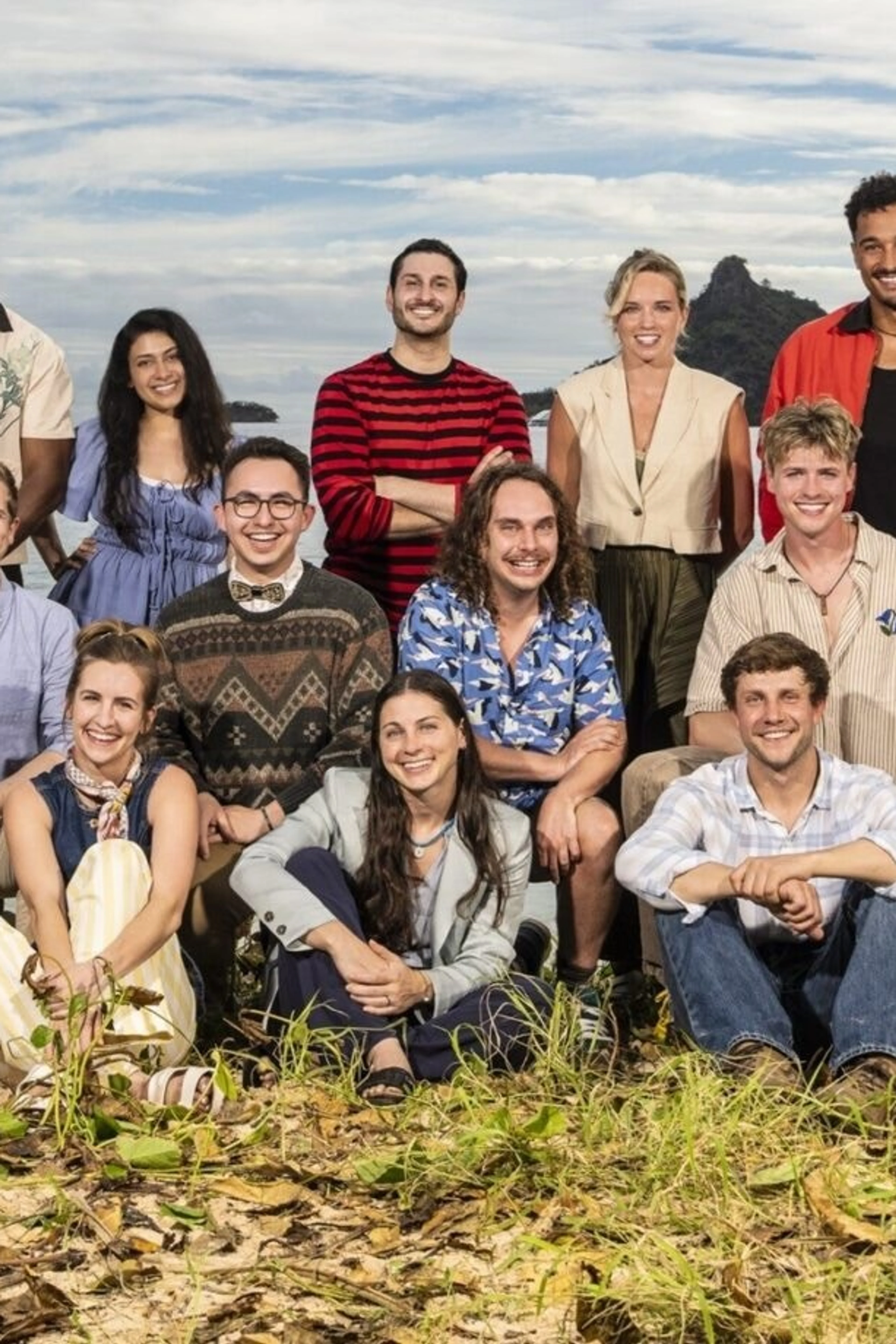 Central contestants in the official Survivor 51 group portrait.