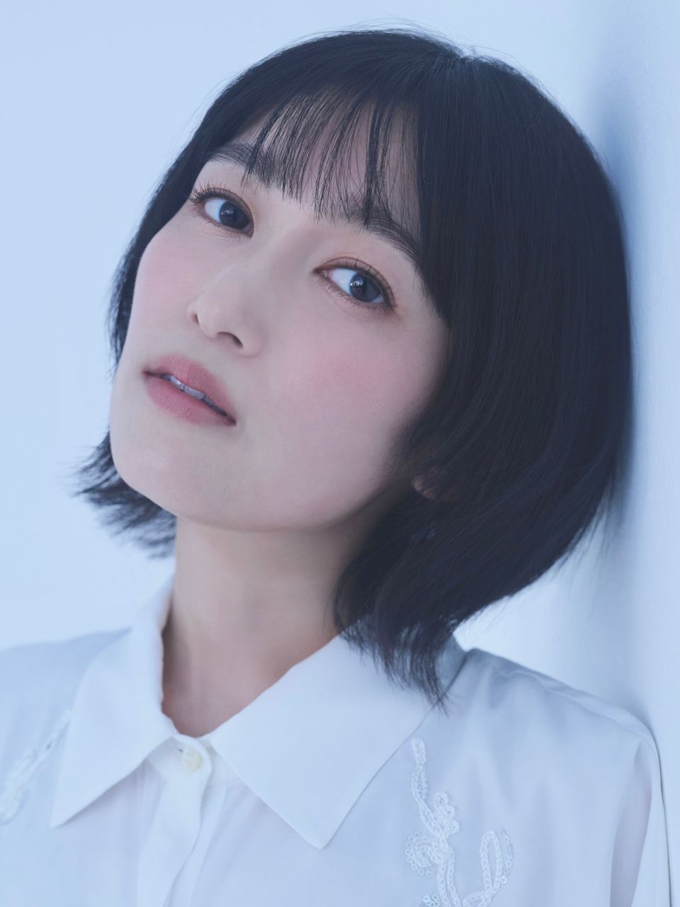 Tomoyo Kurosawa in an official Toho Entertainment portrait.