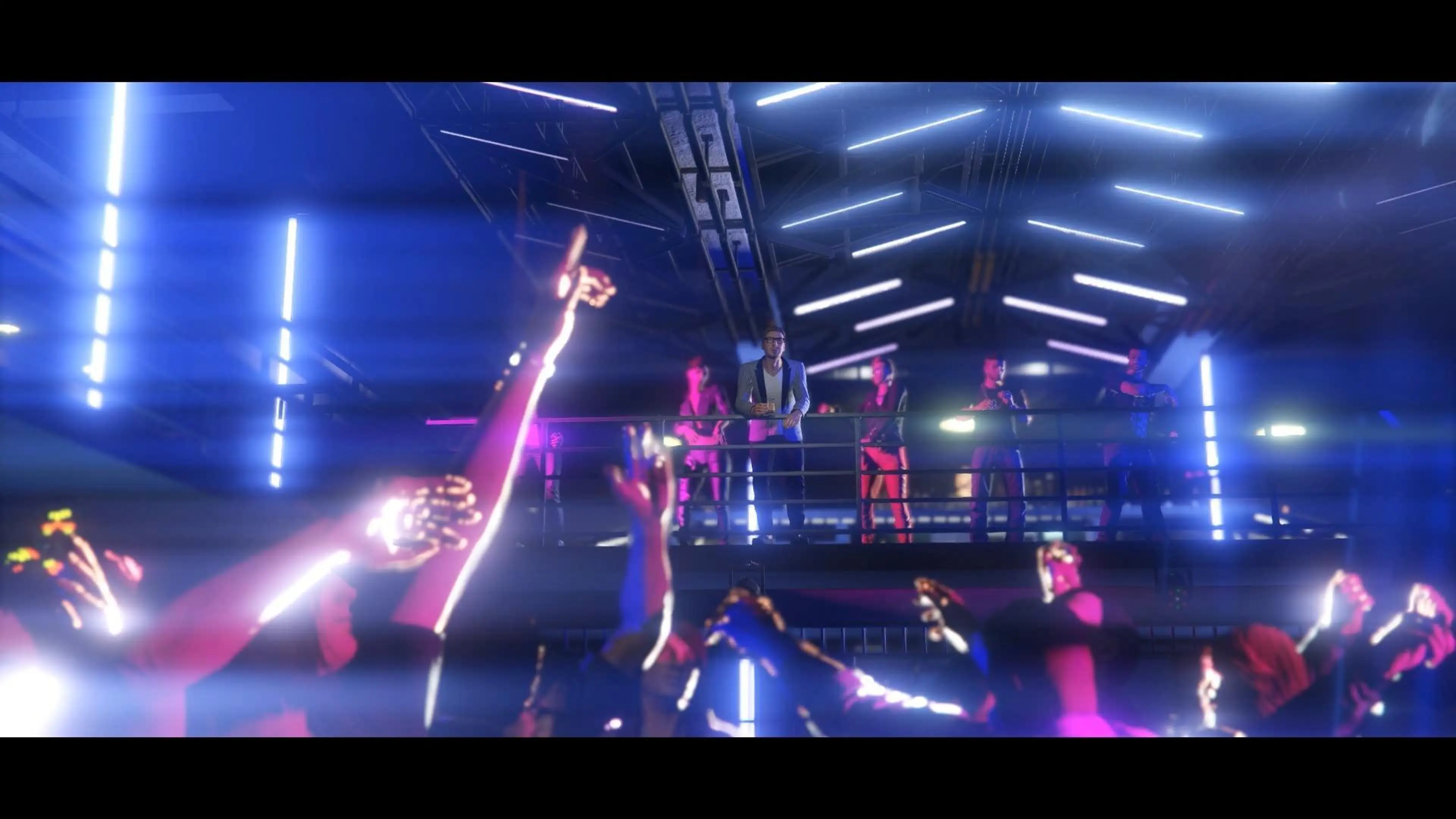 A busy GTA Online Nightclub with a DJ and players on the dance floor.