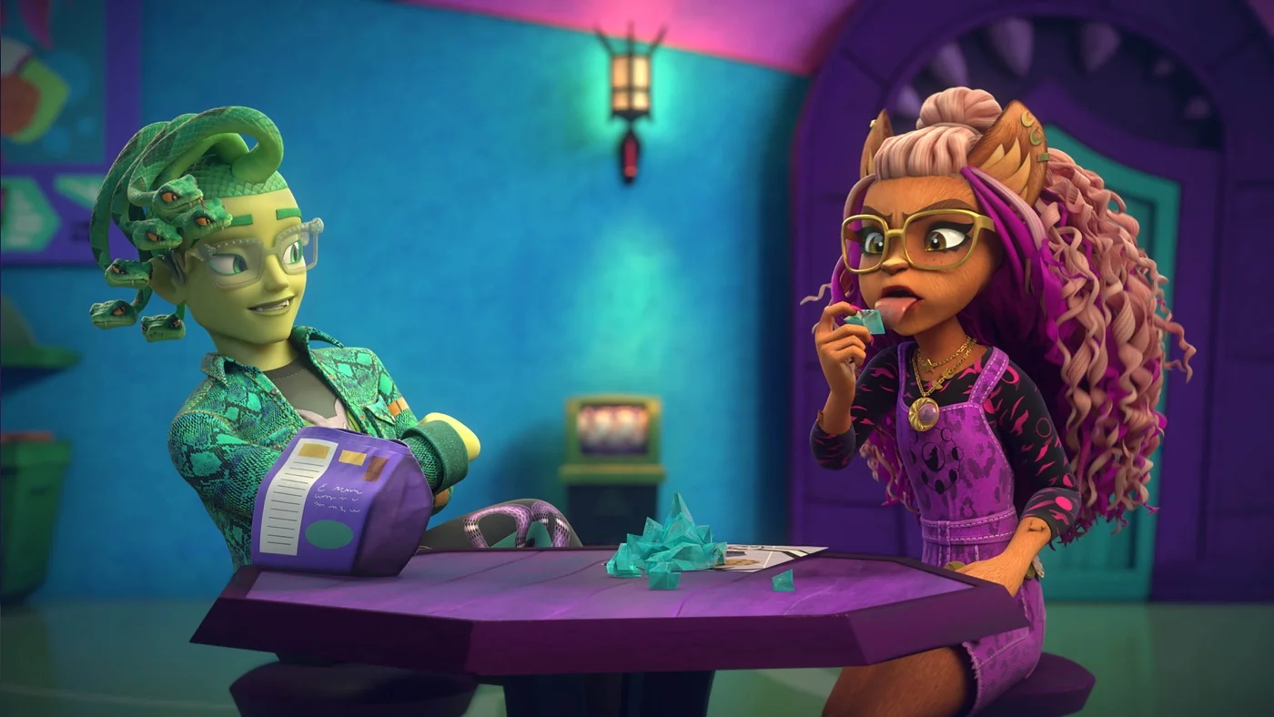 Deuce and Clawdeen in the newer animated show.