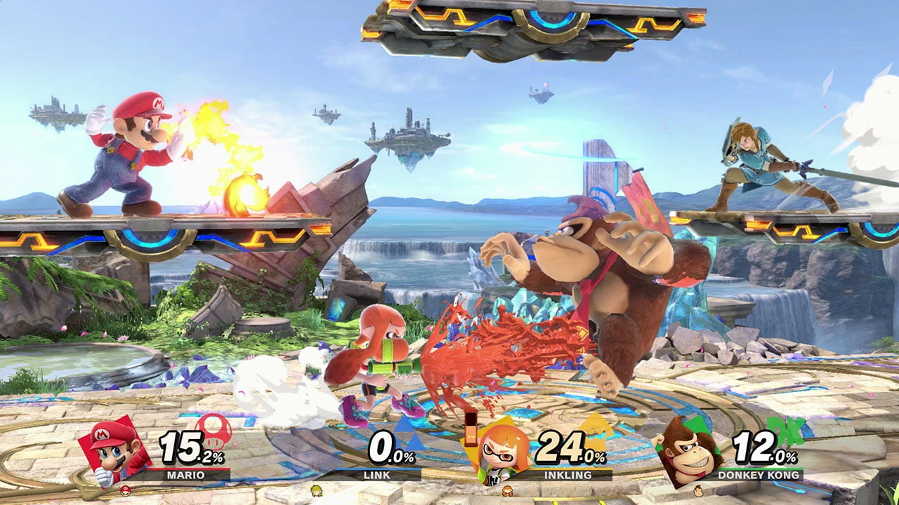 Four fighters battle on platforms while their character icons and percentage numbers line the bottom of the screen.